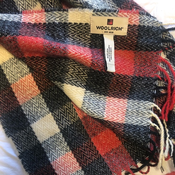 Scraf - Picture 3 of 8